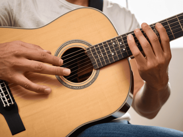 A Beginner’s Guide to Learning Your First Three Guitar Chords